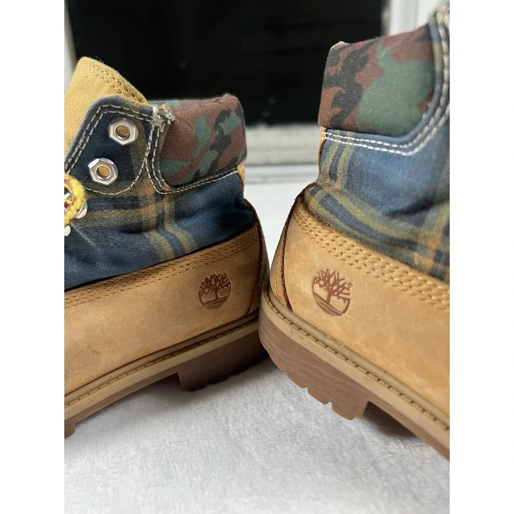 Timberland Toddler Camo Plaid Collar Waterproof Boots‎ Size 2